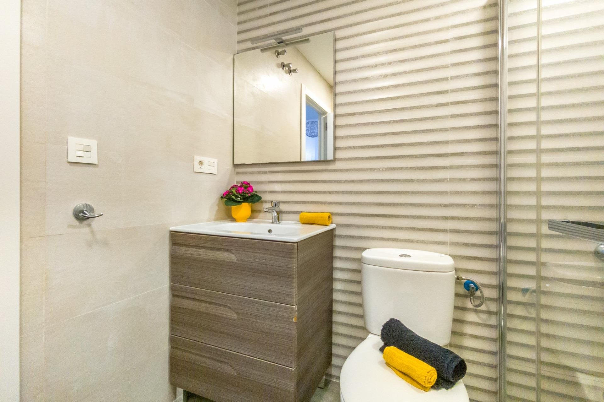 Reventa - Apartamento - Torrevieja - Estacion de autobuses