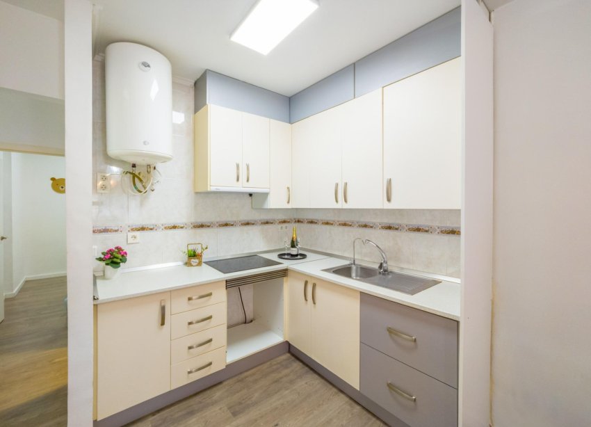 Reventa - Apartamento - Torrevieja - Estacion de autobuses