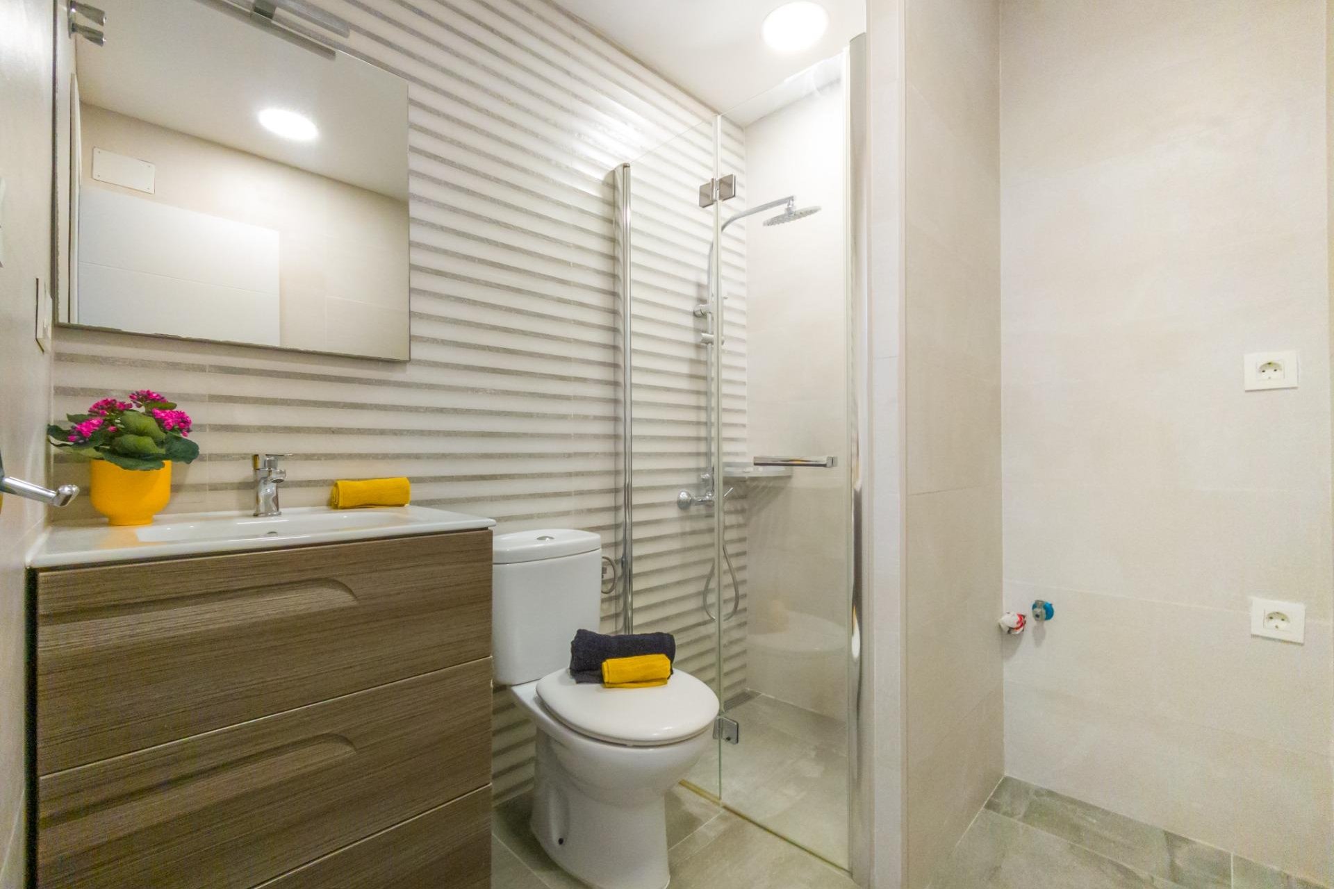 Reventa - Apartamento - Torrevieja - Estacion de autobuses