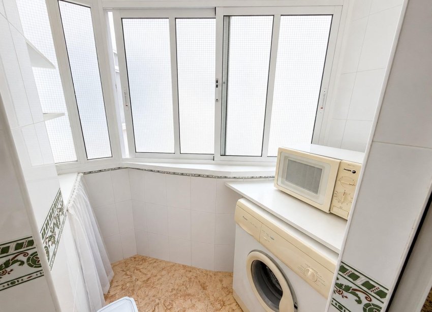 Reventa - Apartamento - Torrevieja - Estacion de autobuses