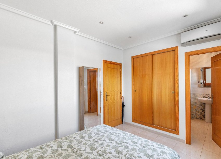 Reventa - Apartamento - Torrevieja - Estacion de autobuses