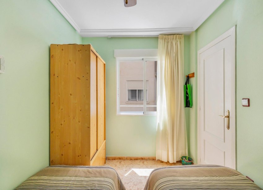 Reventa - Apartamento - Torrevieja - Estacion de autobuses