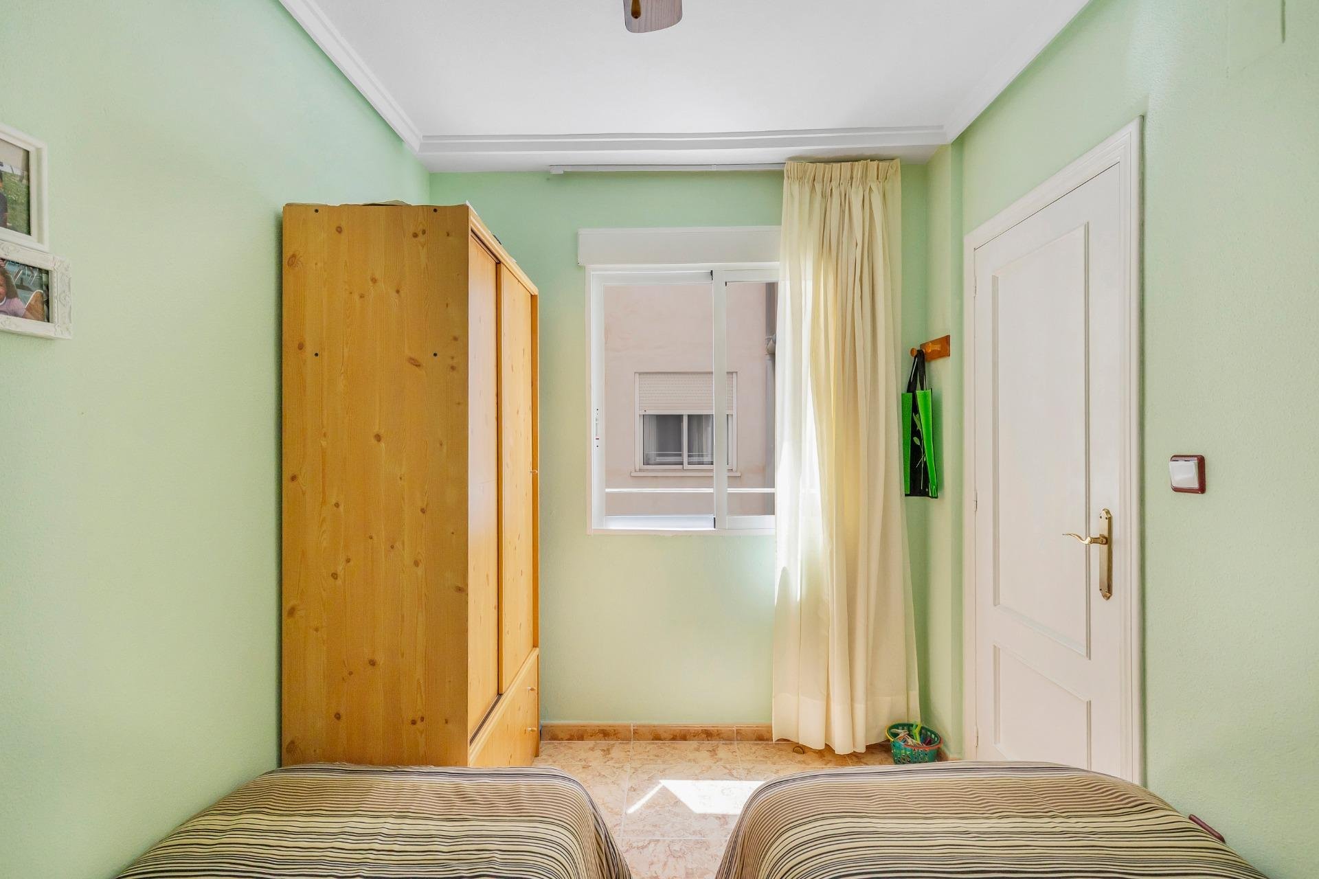 Reventa - Apartamento - Torrevieja - Estacion de autobuses