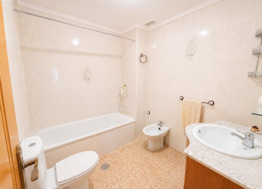 Reventa - Apartamento - Torrevieja - Estacion de autobuses