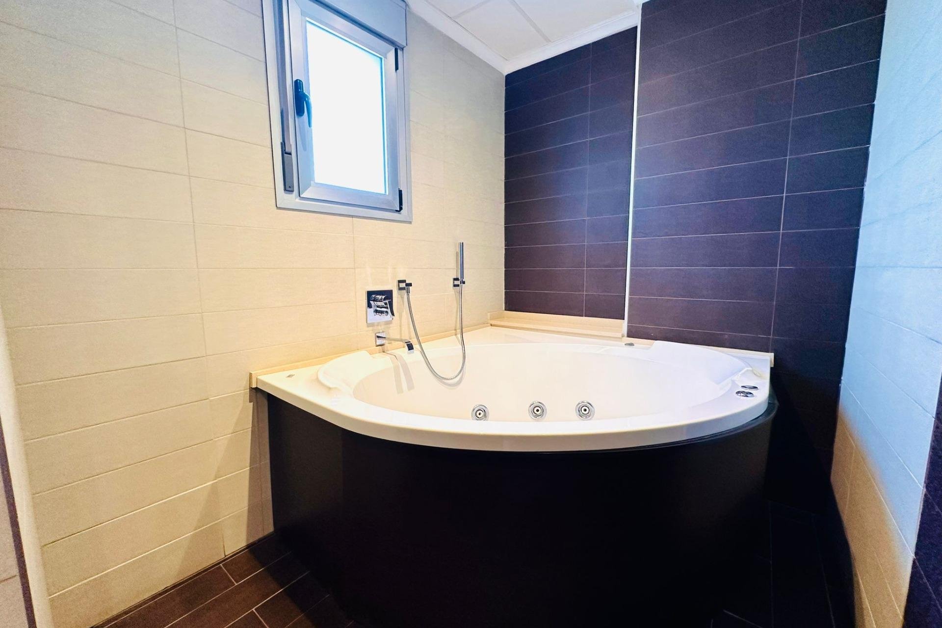 Reventa - Apartamento - Torrevieja - Estacion de autobuses