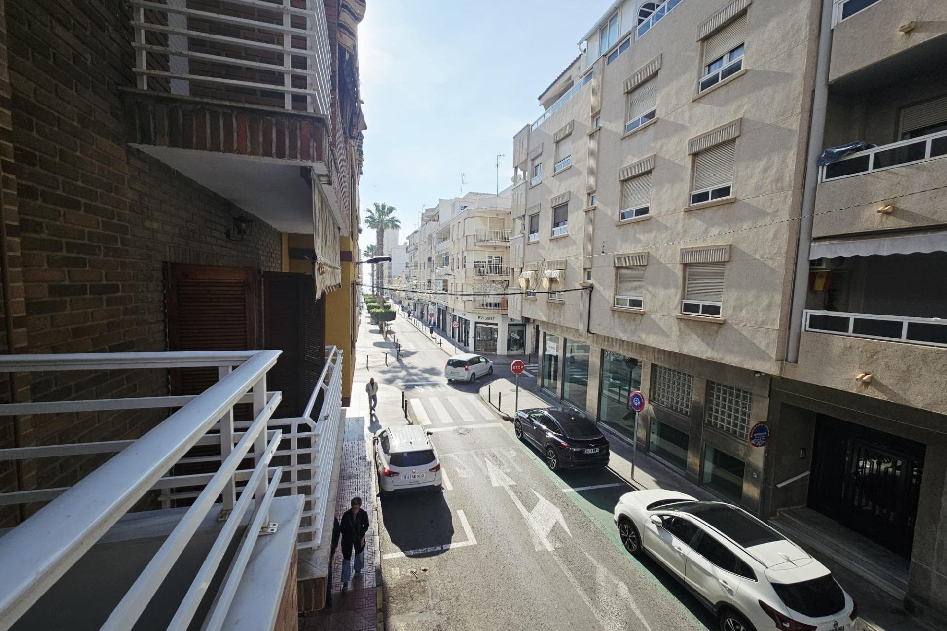 Reventa - Apartamento - Torrevieja - Estacion de autobuses
