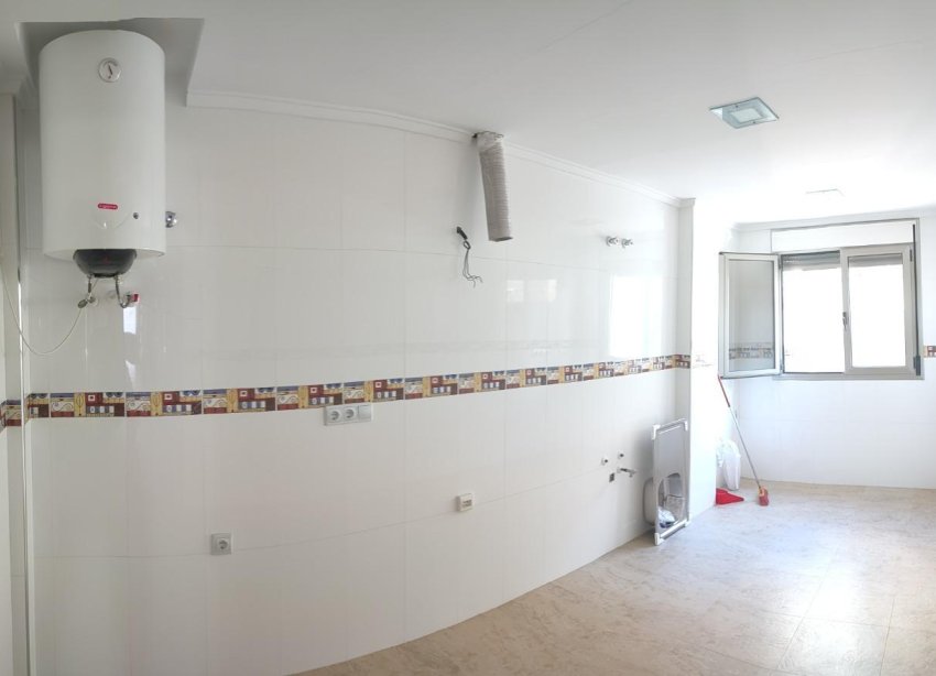 Reventa - Apartamento - Torrevieja - Estacion de autobuses