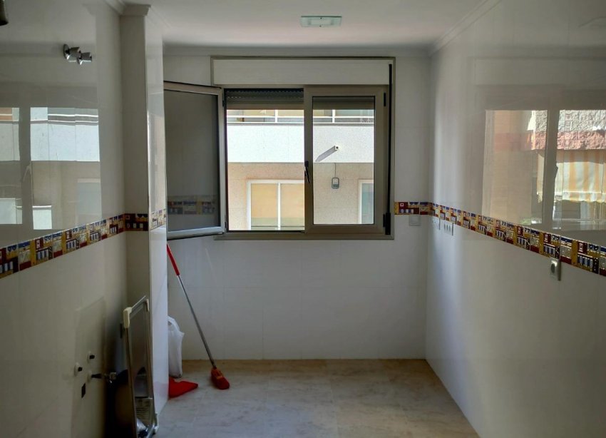 Reventa - Apartamento - Torrevieja - Estacion de autobuses