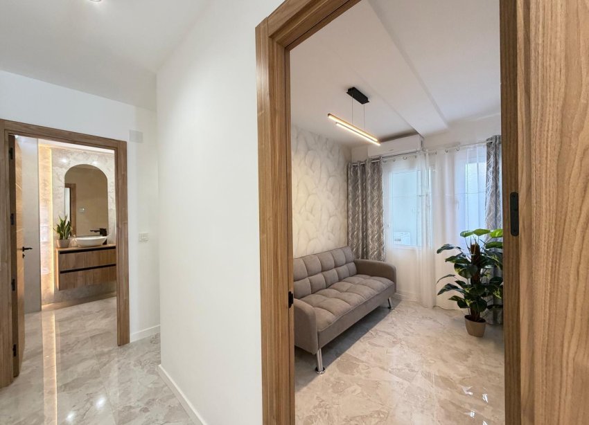 Reventa - Apartamento - Torrevieja - Estacion de autobuses