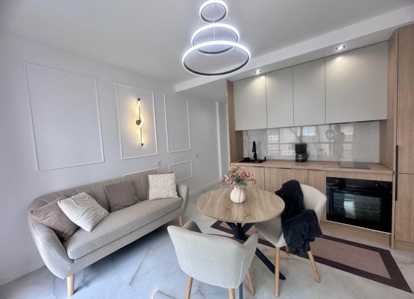Reventa - Apartamento - Torrevieja - Estacion de autobuses