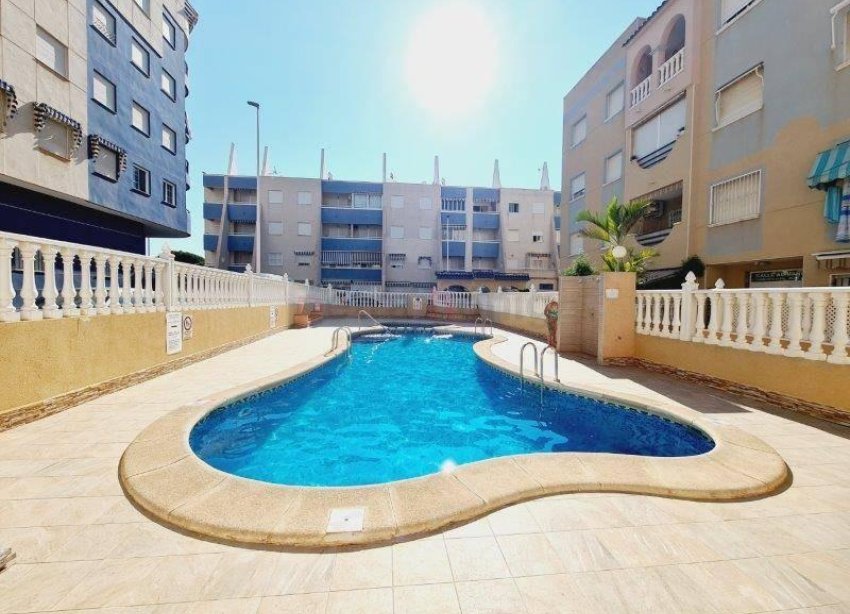 Reventa - Apartamento - Torrevieja - La Mata pueblo