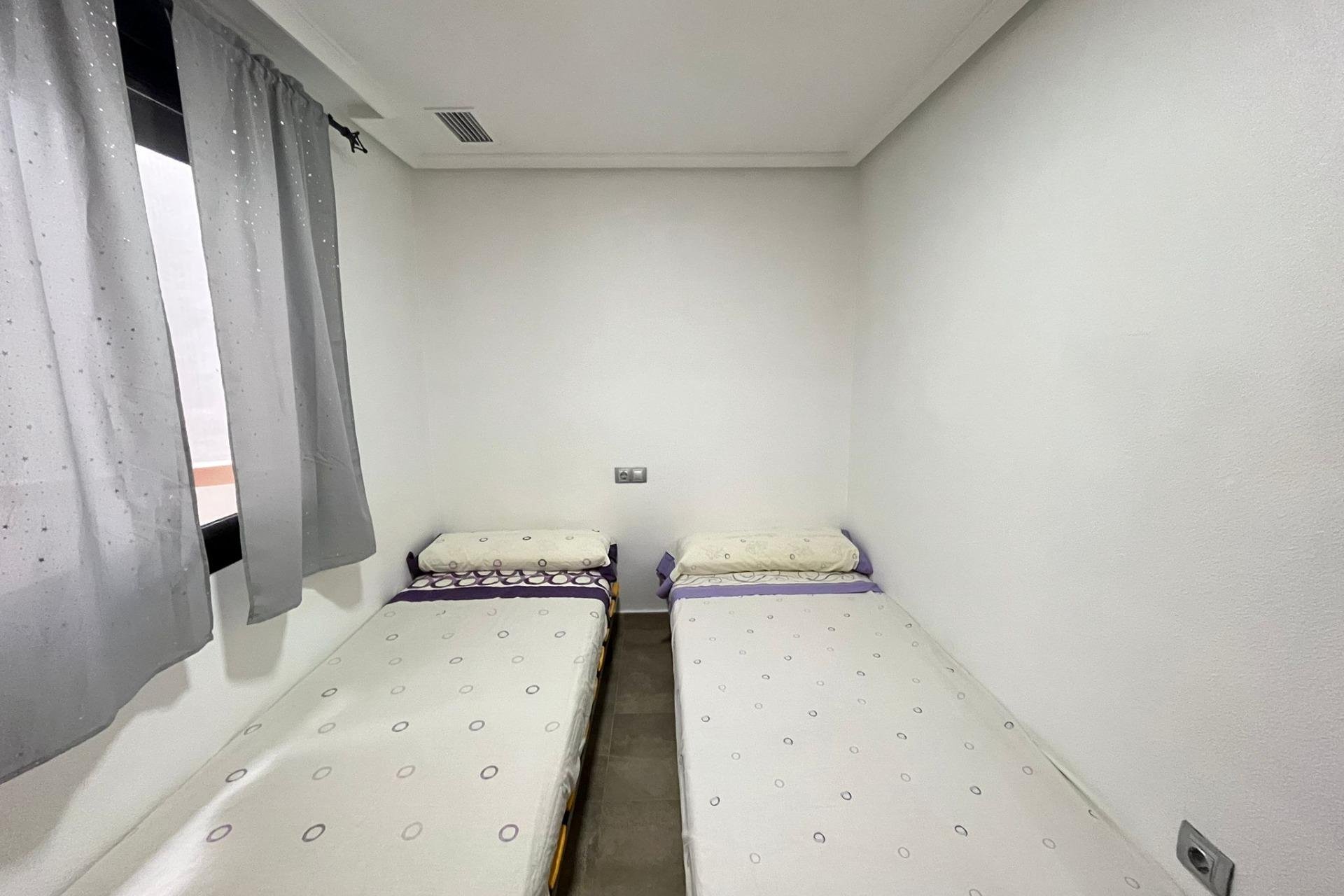 Reventa - Apartamento - Torrevieja - La Mata pueblo