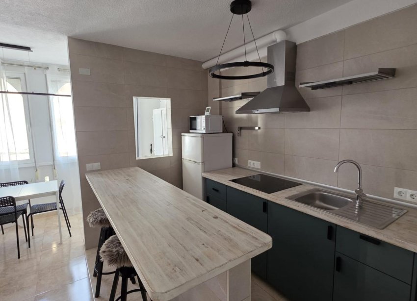Reventa - Apartamento - Torrevieja - La Mata pueblo