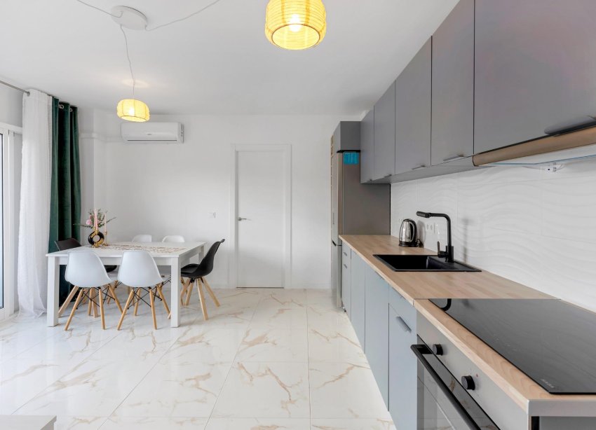 Reventa - Apartamento - Torrevieja - La Mata