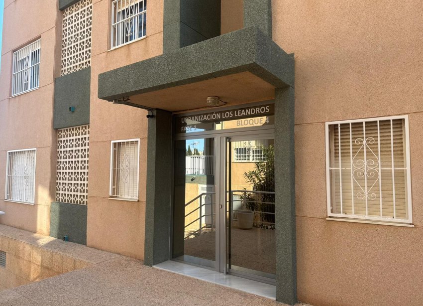 Reventa - Apartamento - Torrevieja - La Mata