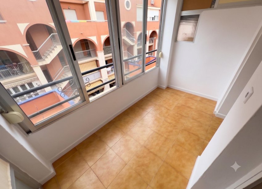 Reventa - Apartamento - Torrevieja - La Mata