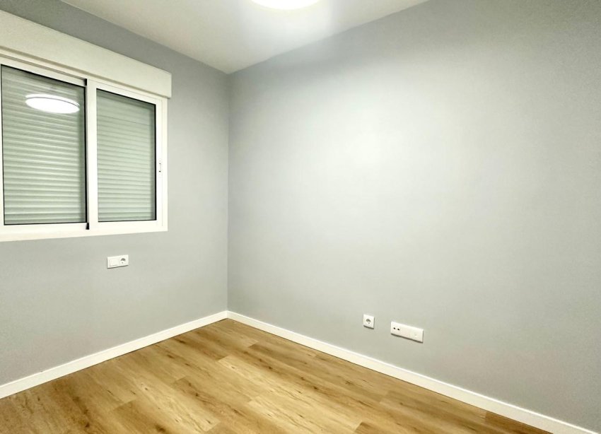 Reventa - Apartamento - Torrevieja - La Mata
