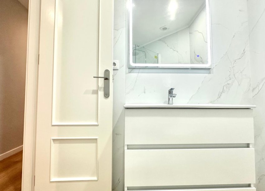 Reventa - Apartamento - Torrevieja - La Mata