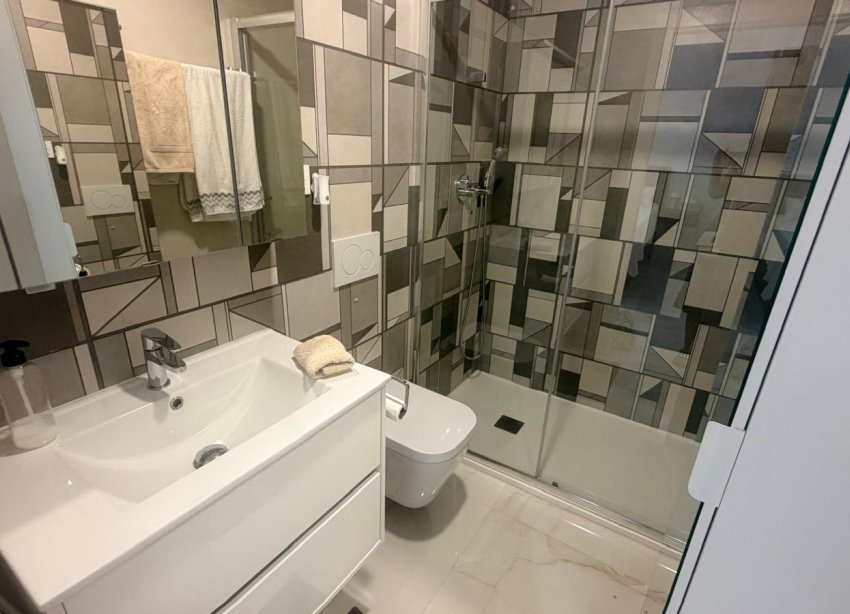 Reventa - Apartamento - Torrevieja - Los Altos