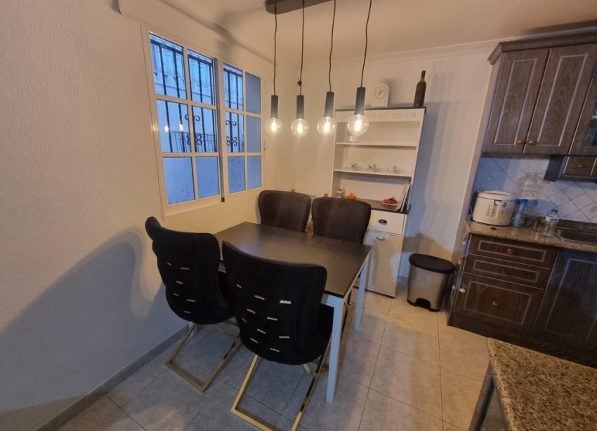 Reventa - Apartamento - Torrevieja - Los Balcones