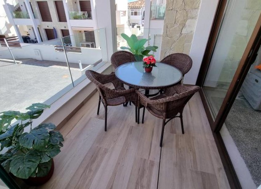 Reventa - Apartamento - Torrevieja - Los Balcones