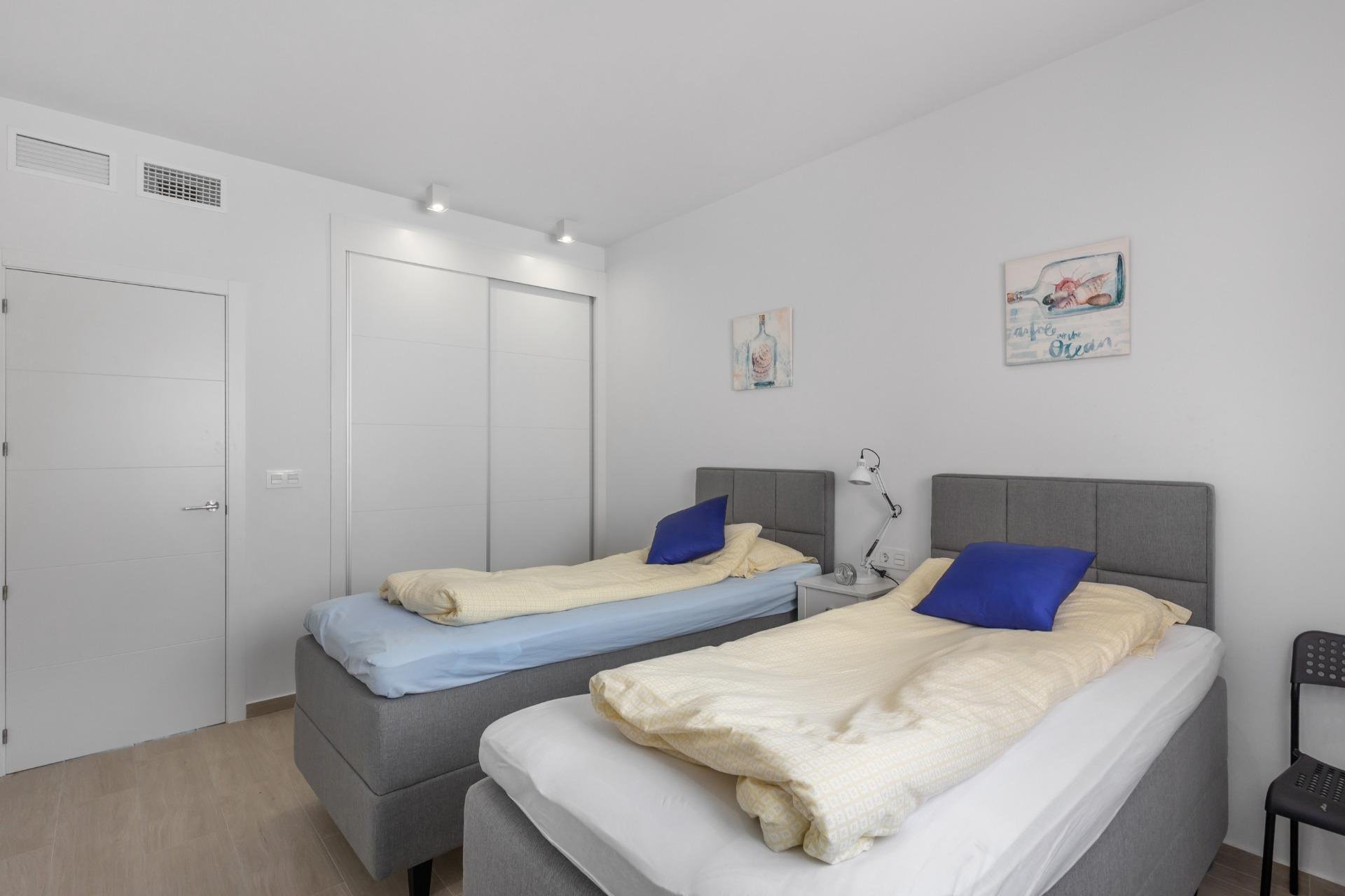 Reventa - Apartamento - Torrevieja - Los Frutales