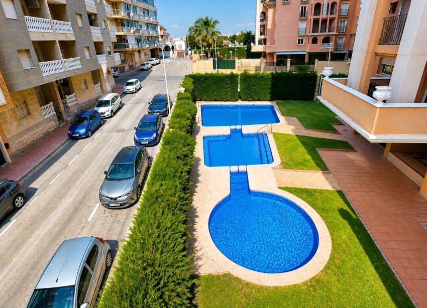 Reventa - Apartamento - Torrevieja - Los Frutales