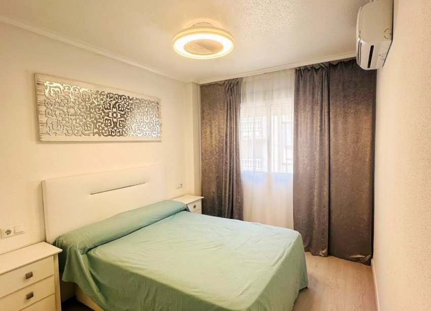 Reventa - Apartamento - Torrevieja - Parque de las Naciones