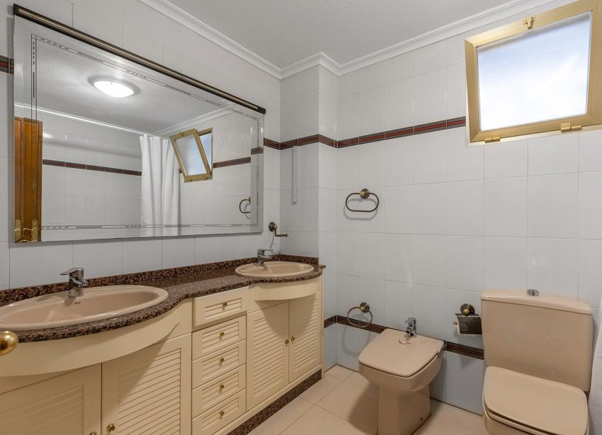 Reventa - Apartamento - Torrevieja - Paseo maritimo