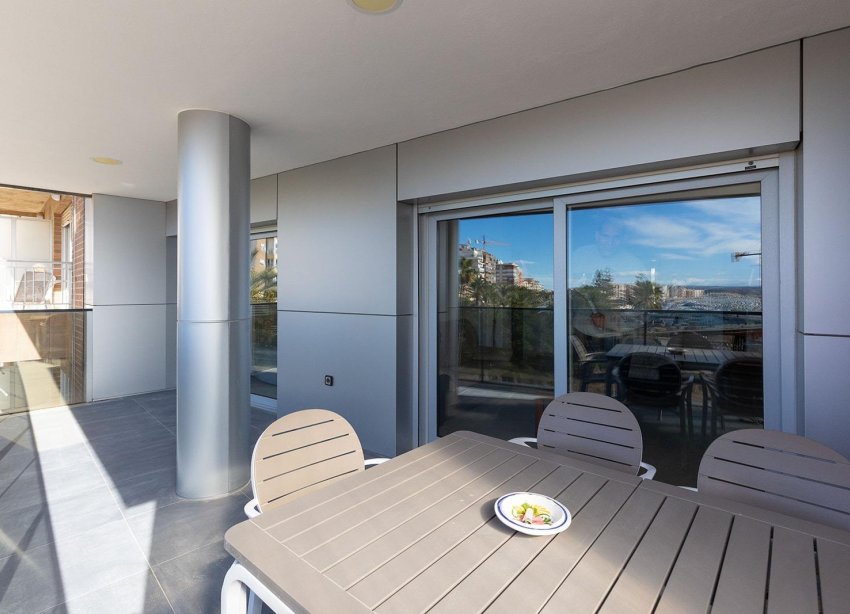 Reventa - Apartamento - Torrevieja - Paseo maritimo