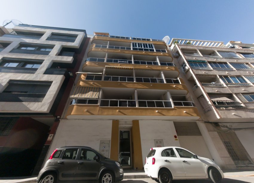 Reventa - Apartamento - Torrevieja - Playa de Los Locos-Curva del Palangre