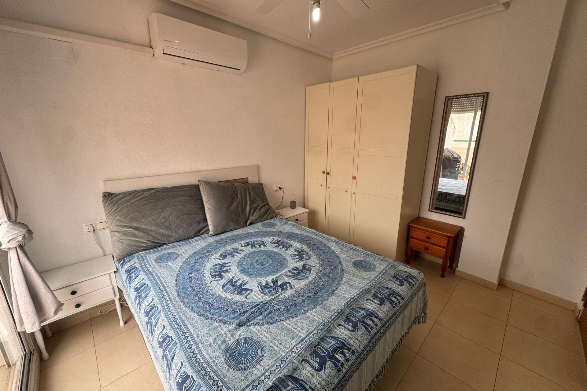 Reventa - Apartamento - Torrevieja - Playa de los locos