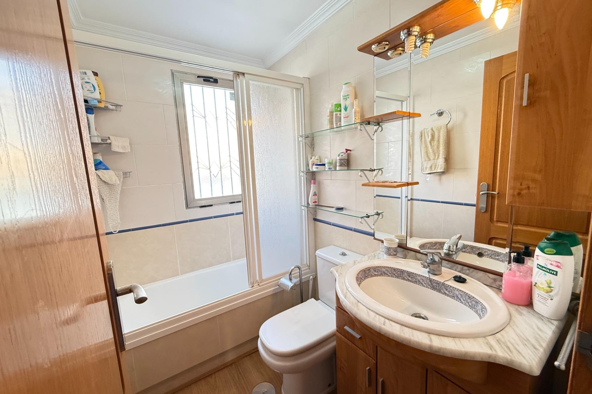 Reventa - Apartamento - Torrevieja - Playa de los locos