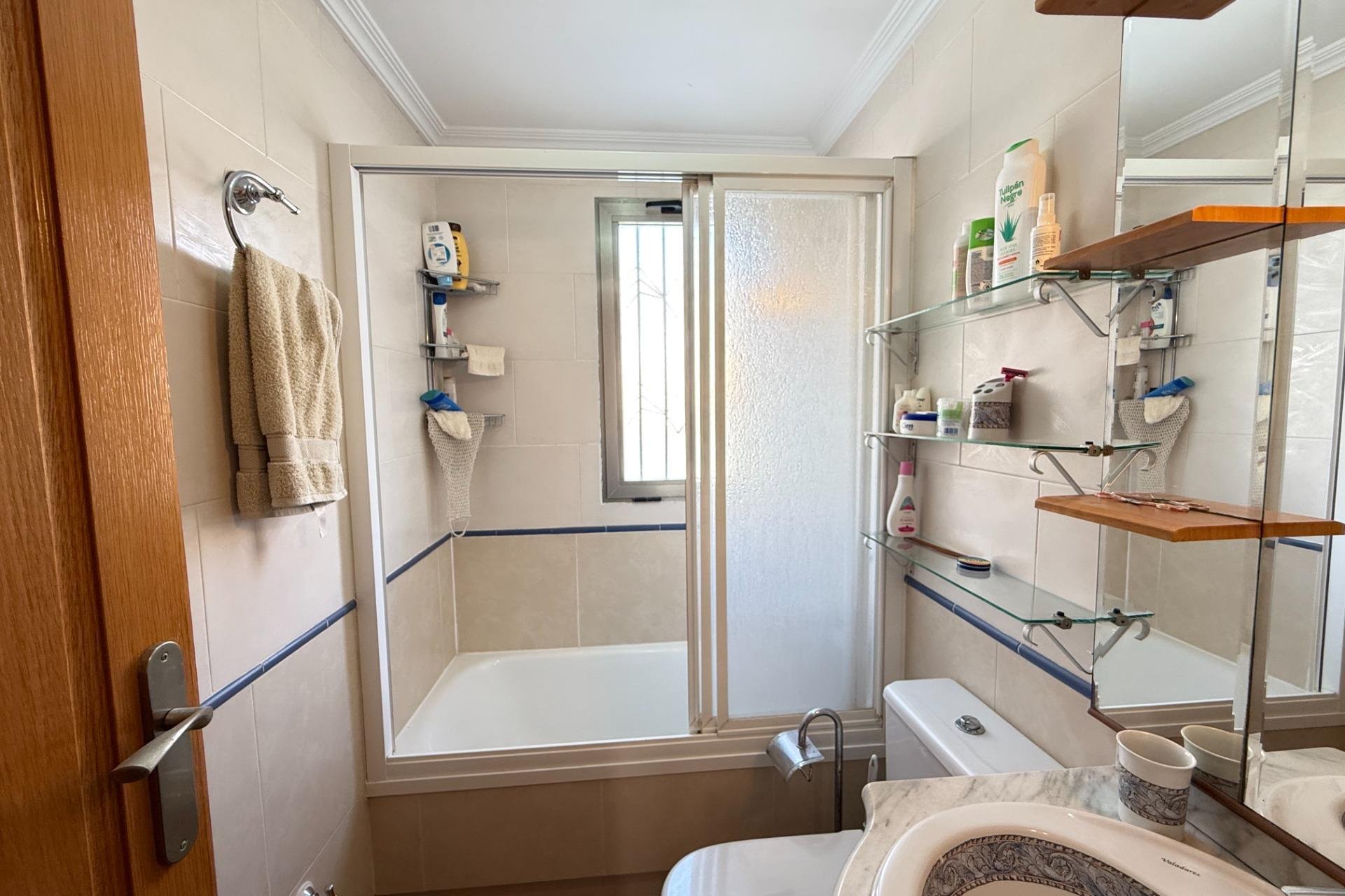 Reventa - Apartamento - Torrevieja - Playa de los locos