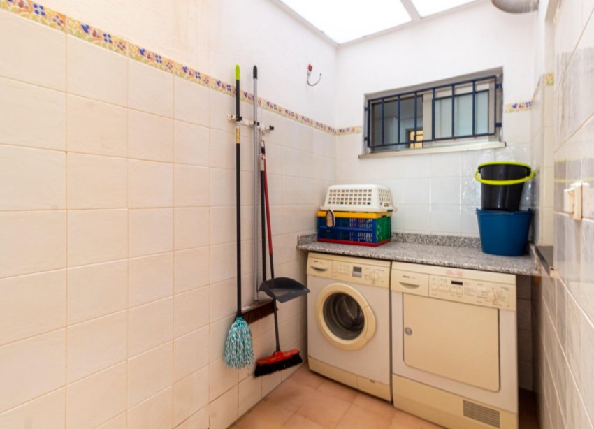 Reventa - Apartamento - Torrevieja - Playa de los Locos