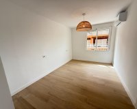 Reventa - Apartamento - Torrevieja - Playa de los Naufragos