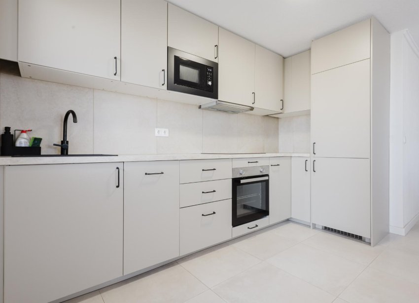 Reventa - Apartamento - Torrevieja - Playa del Acequión