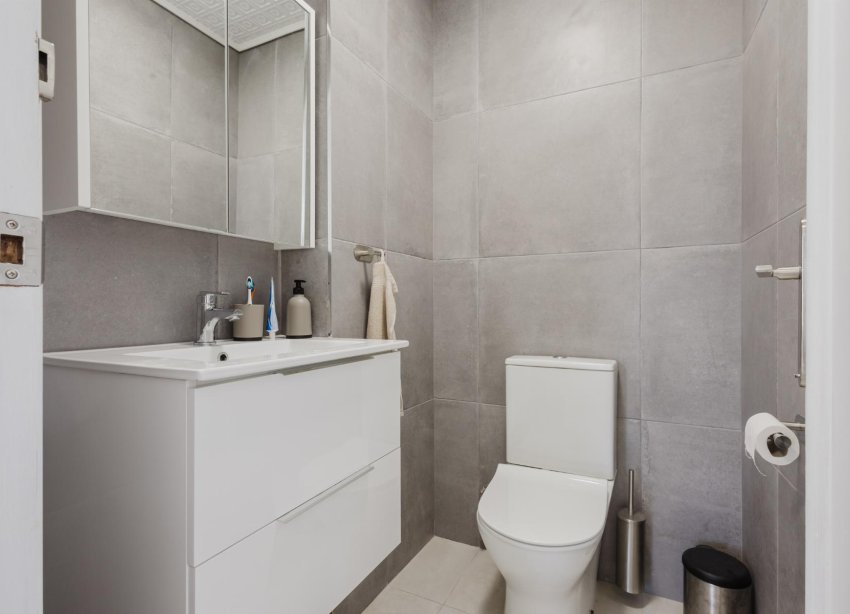 Reventa - Apartamento - Torrevieja - Playa del Acequión