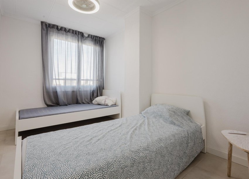 Reventa - Apartamento - Torrevieja - Playa del Acequión
