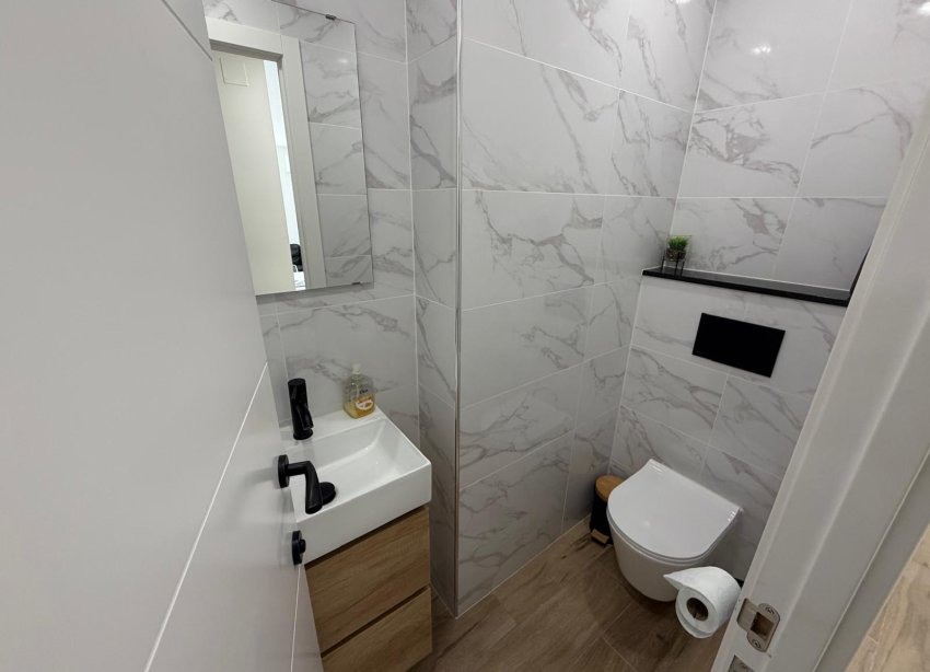 Reventa - Apartamento - Torrevieja - Playa del Acequión