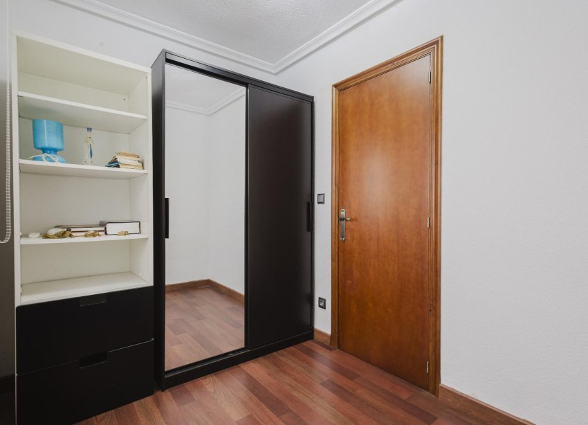 Reventa - Apartamento - Torrevieja - Playa del Acequión