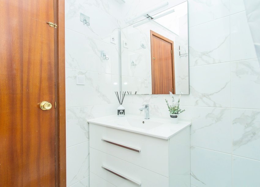 Reventa - Apartamento - Torrevieja - Playa del cura