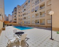 Reventa - Apartamento - Torrevieja - Playa del cura