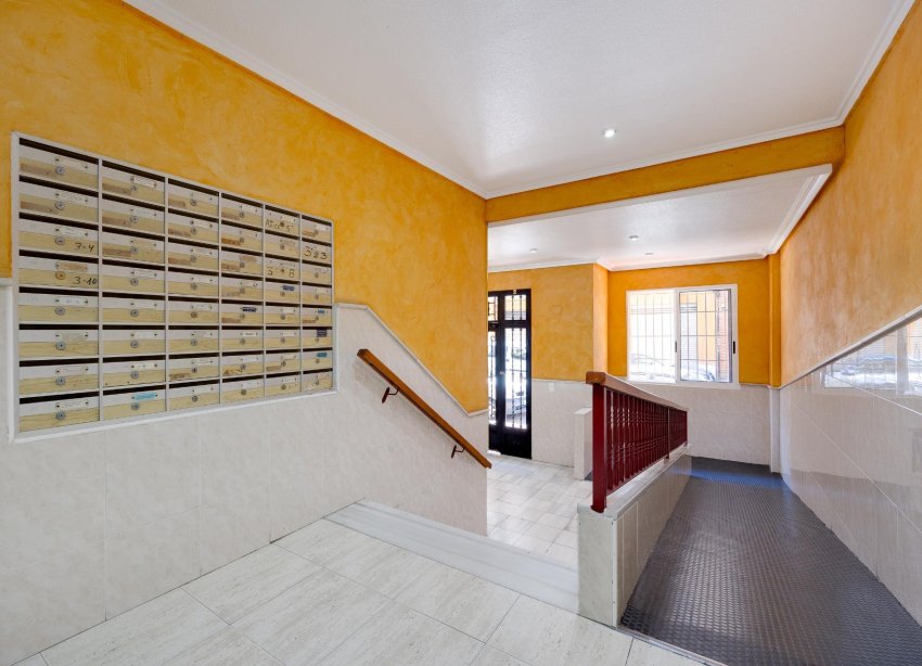 Reventa - Apartamento - Torrevieja - Playa del cura