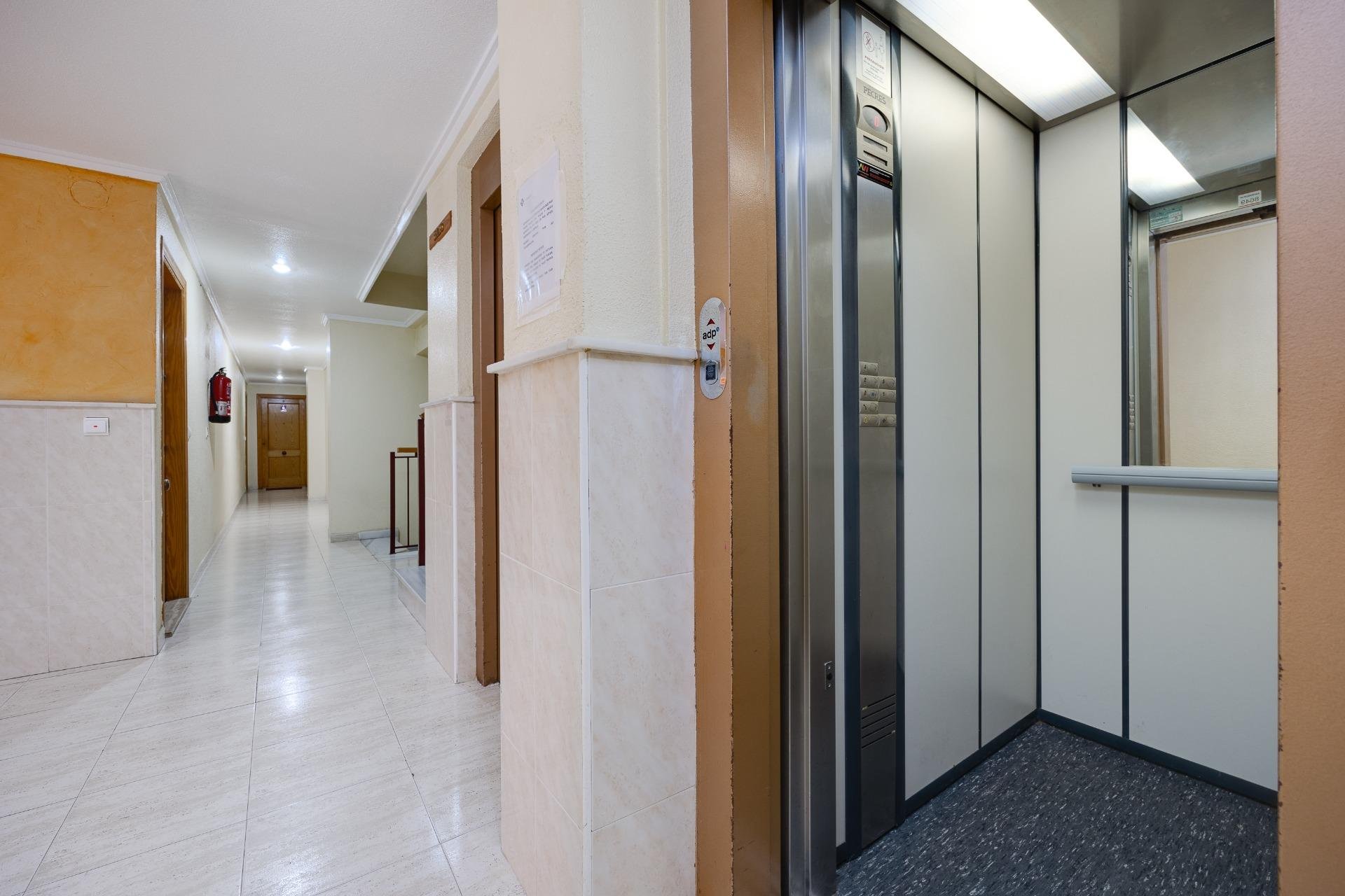 Reventa - Apartamento - Torrevieja - Playa del cura