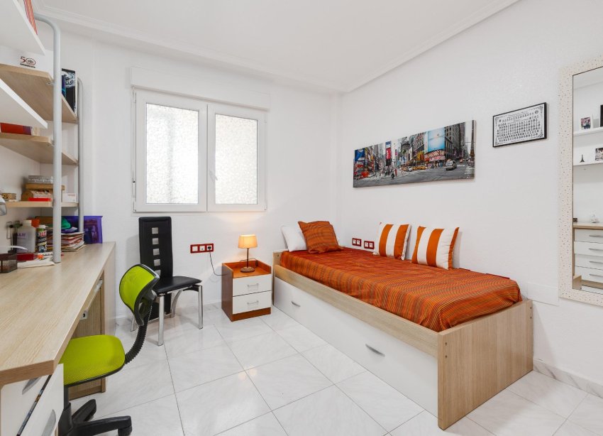 Reventa - Apartamento - Torrevieja - Playa del cura