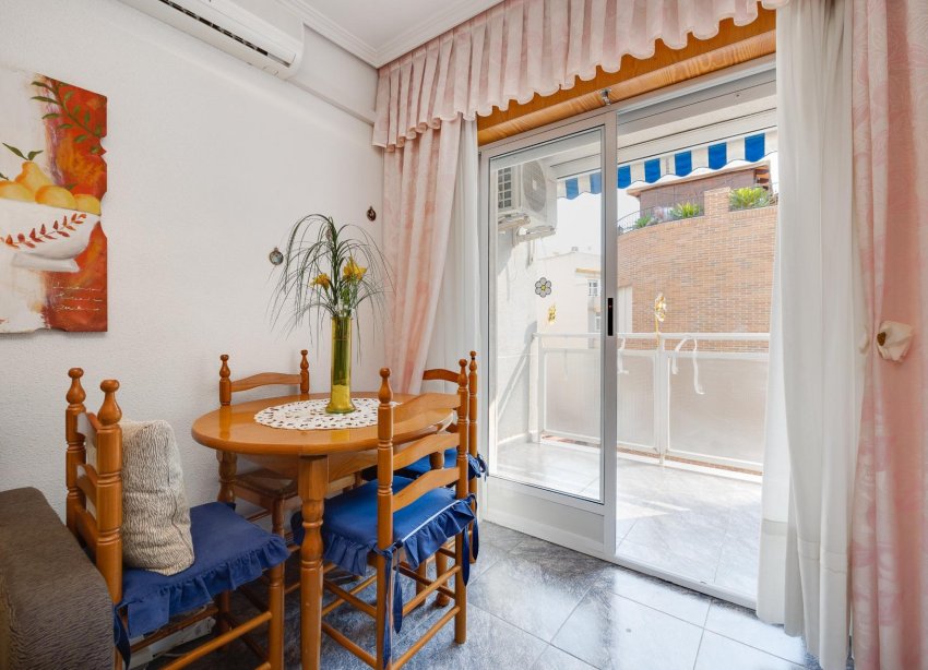 Reventa - Apartamento - Torrevieja - Playa del cura