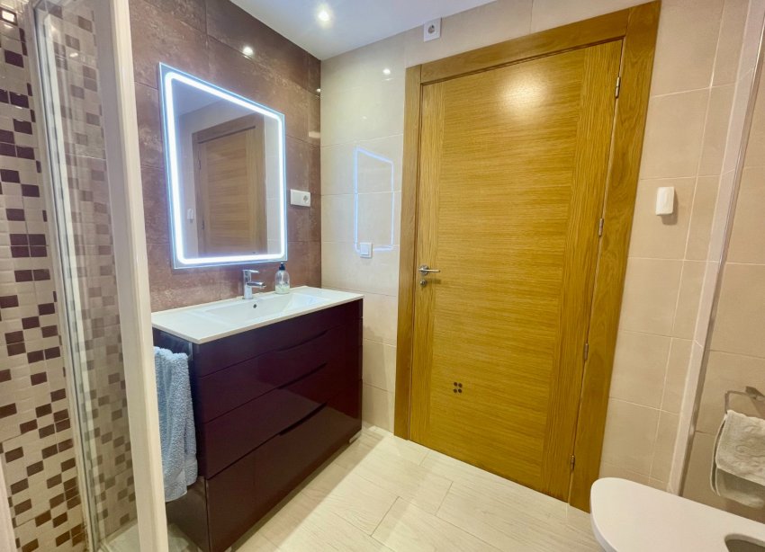 Reventa - Apartamento - Torrevieja - Playa del Cura