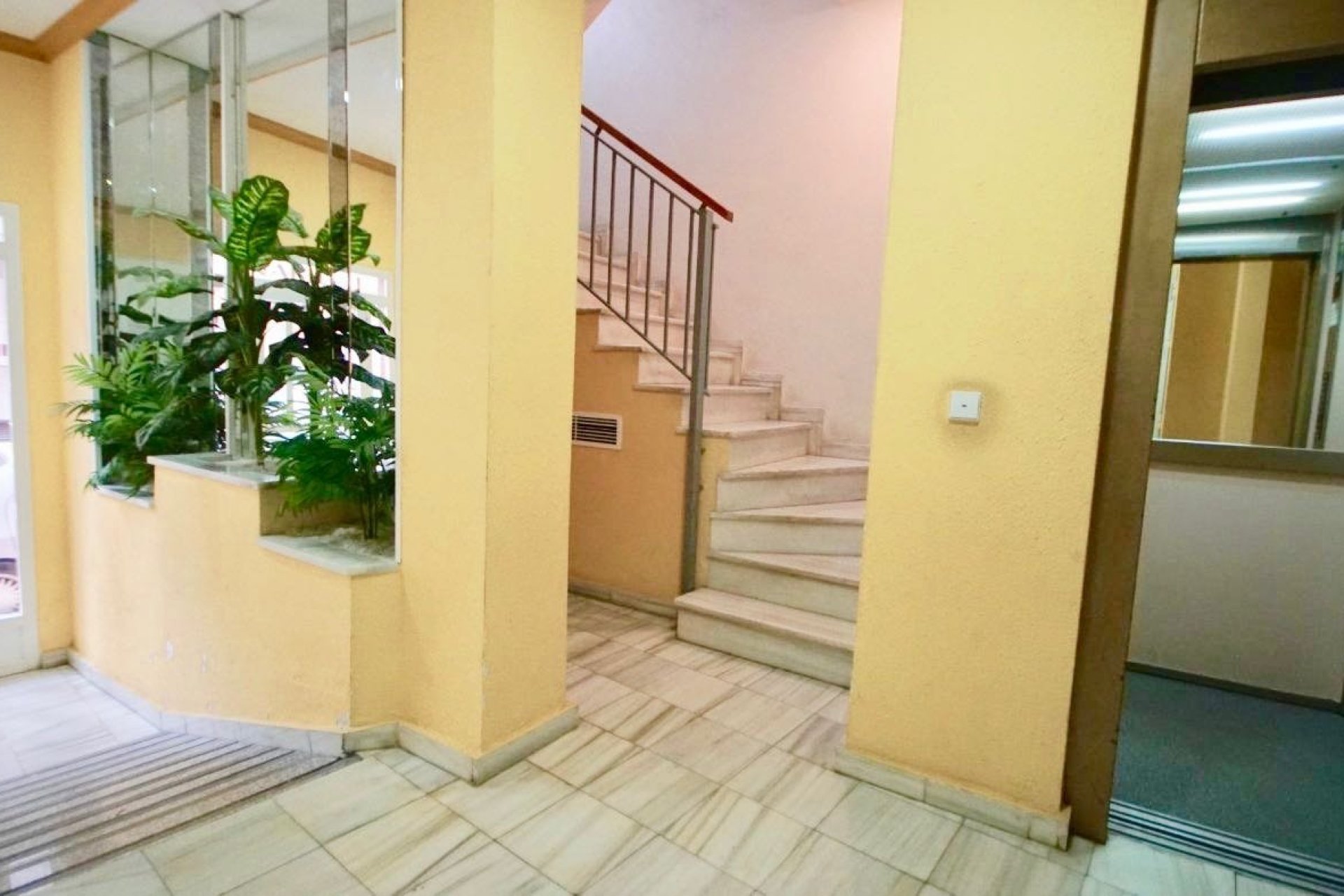 Reventa - Apartamento - Torrevieja - Playa del cura