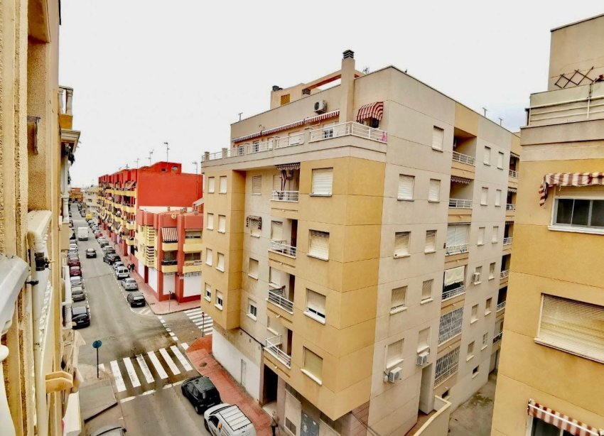 Reventa - Apartamento - Torrevieja - Playa del cura